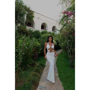 Robe de soirée blanche à détail fenêtre - Product Image 4