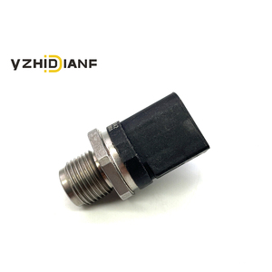 Tout nouveau capteur de pression de carburant de capteur automatique 0281002942 0051535828 pour <span class=keywords><strong>Mercedes</strong></span> Benz Sprinter CLK E-CLASS S-CLASS - Product Image 3