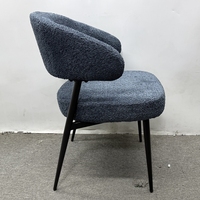 Chaise de salle à manger moderne rembourrée en bouclette, siège rond capitonné, dossier incurvé ouvert, pieds en métal pour la maison et les cafés – Offre Spéciale