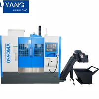 Centre d'usinage vertical 3 axes VMC650 avec commande CNC GSK, guidage linéaire trempé automatique BT40 pour l'usinage de précision des matrices