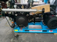 Kompresor Penguat Udara Bertekanan Tinggi untuk Pembuatan Botol PET 30-60 Bar 4-12 M³/mnt Pompa Penguat Gas Sekrup Berpendingin Udara