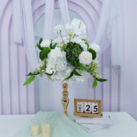 Boule de fleurs artificielles pour décoration de mariage en extérieur, rose blanche réaliste en soie de style européen pour usage commercial