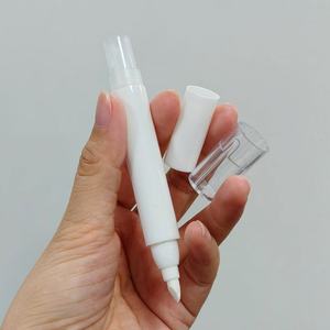 Maquillage du visage en gros OEM ODM, logo privé, tubes vides pour fond de teint et rouge à lèvres, contenants ronds - Product Image 1