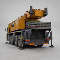 Machine de levage mobile Original Paint 300t avec flèche télescopique à 8 sections et configuration de sécurité élevée