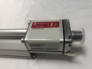 เซ็นเซอร์วัดตำแหน่งแบบเชิงเส้น TEMPOSONICS E-Series รุ่นใหม่ รุ่น EP00500MD341V01 วัสดุเหล็กหล่อ ติดตั้งด้วยแม่เหล็ก ปิดผนึกอย่างสมบูรณ์ - Product Image 3