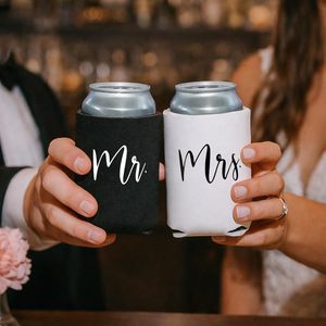 Set di 2 Portabottiglie Termici in Neoprene <span class=keywords><strong>Mr</strong></span> <span class=keywords><strong>Right</strong></span> & Mrs Always <span class=keywords><strong>Right</strong></span> per Lattine di Birra e Bicchieri, Ideali per Addii al Nubilato, Matrimoni ed Eventi - Product Image 6