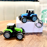 Llavero de Mini Tractor, Modelo de Vehículo Agrícola de Simulación, Cadena Metálica para Llaves, Colgante para Bolsa o Mochila, Regalo para Hombres, Niños y Jóvenes
