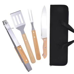Kit <span class=keywords><strong>de</strong></span> Accesorios Portátiles para Parrilla <span class=keywords><strong>de</strong></span> Barbacoa, Juego <span class=keywords><strong>de</strong></span> Herramientas <span class=keywords><strong>de</strong></span> Acero Inoxidable para BBQ con Tenedor, Cuchillo, Espátula <span class=keywords><strong>de</strong></span> Cocina y <span class=keywords><strong>Pinzas</strong></span> con Mango <span class=keywords><strong>de</strong></span> <span class=keywords><strong>Madera</strong></span> - Product Image 1