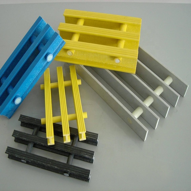 Corrosion-Resistant HDPE Grating for Outdoor Drainage Systems