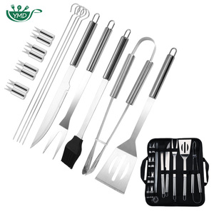 Ensemble de 18 ustensiles de <span class=keywords><strong>barbecue</strong></span> portables en acier inoxydable avec étui, pinces et spatules robustes pour camping et grillades en extérieur - Product Image 1
