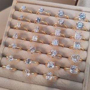 ソリッド925スターリングシルバー モアサナイトラボダイヤモンド 婚約指輪 ブライダルセット ギフト 14Kゴールドメッキ ウェディングバンド VVS レディースリング - Product Image 1