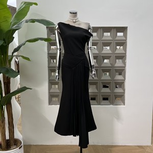 A10724 gaun pesta dansa wanita desain baru mewah bermiring bahu lipit punggung terbuka leher gaun malam Maxi kereta api - Product Image 5