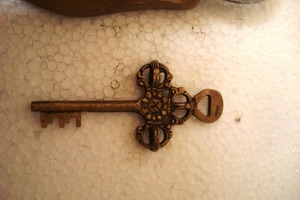 Owl Guardian Oval Brass & Stainless Steel Waterproof <b>Padlock</b> with Keys Secure Functional & Stylish - Product Image 3