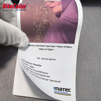 Kertas Foto Stiker Label Cetak Inkjet 108gsm A4 5x7 24 inci 36 inci 42 inci Matte Perekat Sendiri untuk Printer