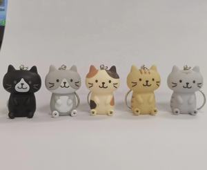 Venta al por mayor lindo pequeño gato juguetes PVC figuras de plástico pequeña figura de Vinilo Suave moldeado por inyección figura personalizada - Product Image 2