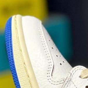 Chaussures de basketball rétro 2026 pour hommes, bleu et blanc, imperméables, respirantes, en cuir véritable, à lacets, amortissantes, tendance mode - Product Image 3
