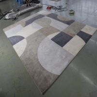 Nouveau fabricant de conception bas quantité minimale de commande 1 personnalisable fait à la main tissé à la main 100% laine naturelle acrylique tapis de porte de sol tapis tapis