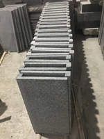 Carrelage en granit gris pour piscine, coin en L, pavé de nez de taureau, pierre à copier