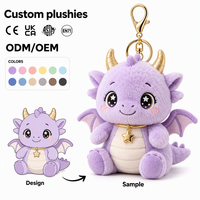 Porte-clés en peluche dragon mignon personnalisé OEM ODM, dragon bébé assis avec ailes, cornes dorées, pendentif étoile, boîte personnalisée de marque