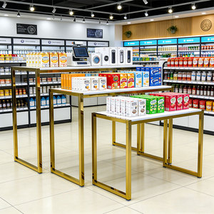 Mesa de Exhibición Moderna para Diseño de Moda, Exhibidor de Bolsos, Estante para Ropa de Boutique, Acero Inoxidable Dorado Brillante, Personalizable - Product Image 4