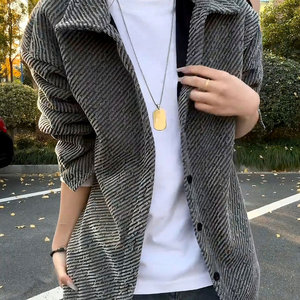 <span class=keywords><strong>Giacca</strong></span> <span class=keywords><strong>Camicia</strong></span> Texturizzata con Bottoni in Grigio, Nero e Bianco per Streetwear, Stile Cleanfit e Old Money - Product Image 2