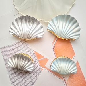 إكسسوارات مخالب بقشرة معدنية كبيرة 8-جديدة عصرية على طراز المحيط ، إكسسوارات مخلبية أنيقة بقشرة معدنية للنساء والفتيات - Product Image 1