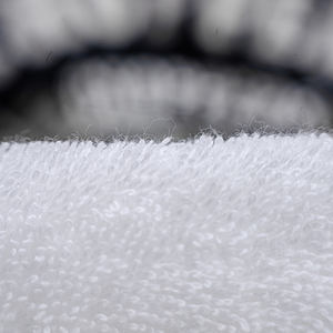 Haute qualité pas cher prix 100 anneau cardé coton Double Pile hôtel qualité <span class=keywords><strong>70x140</strong></span> serviette de bain - Product Image 2