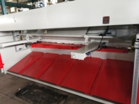 Cisaille hydraulique Rbqlty QC11Y pour tôles d'acier de 2500 mm et 8 mm d'épaisseur, équipée d'un moteur PLC, d'une pompe à engrenages, lame de 2600 mm, 5,5 kW