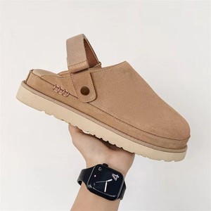 Chaussures basses en coton pour femme à bout rond et semelle épaisse, doublées polaire, avec empiècements arrière en tissu et dessus en coton ajouré - Product Image 1