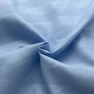 Nhà Máy Bán Buôn Dệt 80gsm Chải Sợi Nhỏ Nổi Sọc 100% <span class=keywords><strong>Polyester</strong></span> Loại Tơ Sống Vải Cho Nhà Hàng Dệt May - Product Image 2