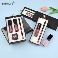 Kit de gloss à lèvres 4 en 1, marque privée, vente en gros de maquillage, crayon à lèvres imperméable, huile à lèvres et gloss à lèvres, boîte d'emballage de luxe