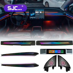 Kit d'éclairage intérieur de voiture SJC est une mise à niveau pour les modèles <span class=keywords><strong>Tesla</strong></span> <span class=keywords><strong>Model</strong></span> <span class=keywords><strong>3</strong></span> et <span class=keywords><strong>Model</strong></span> Y 2020-2023 avec éclairage ambiant dynamique en symphonie - Product Image 1