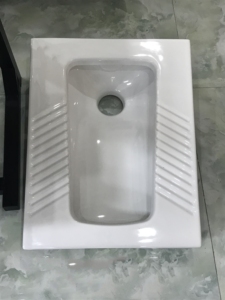 Inodoro de Cuclillas de Cerámica de Alta Calidad, Diseño Nuevo, Fabricado en China, con Sifón en S - Product Image 4