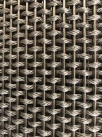 Panneau en maille perforée décoratif pour hall d'hôtel et plafond commercial
