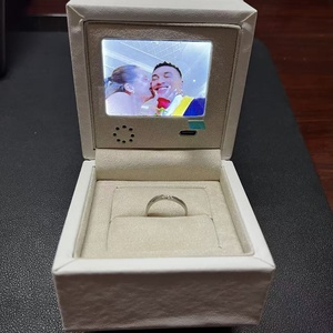 Lussuosa Scatola in Pelle per Anelli con Schermo LCD e Lettore Video da <span class=keywords><strong>2</strong></span>,4 Pollici, Presentazione Video Caricabile, Confezione Regalo per Matrimoni, Compleanni, San Valentino - Product Image 1