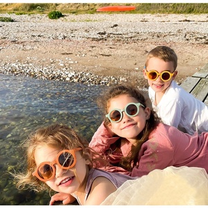 Gafas de sol personalizadas para niños y niñas, lentes de sol de estilo Retro de los 90, coloridas, con forma redonda, 2023 - Product Image 4