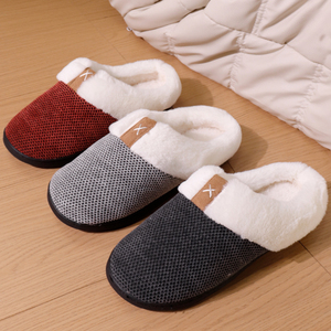 Nouvelle technologie, semelle TPR, pantoufles en gros pour femmes, doublure en peluche, pantoufles d'intérieur pour femmes à prix populaire - Product Image 1