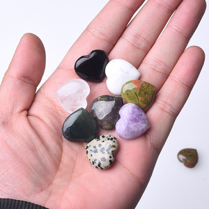 Precio de fábrica Cristal natural y piedras 2cm Corazón Regalo Amor Decoración Regalo <span class=keywords><strong>Riki</strong></span> Gemstone Crafts. - Product Image 2