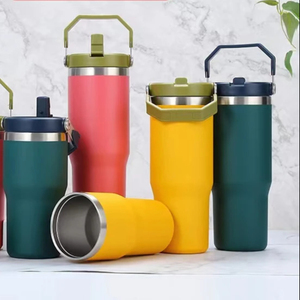 Bouteille isotherme personnalisable par sublimation, design sportif, 30 oz, avec poignée, couvercles et pailles, vente en gros - Product Image 2