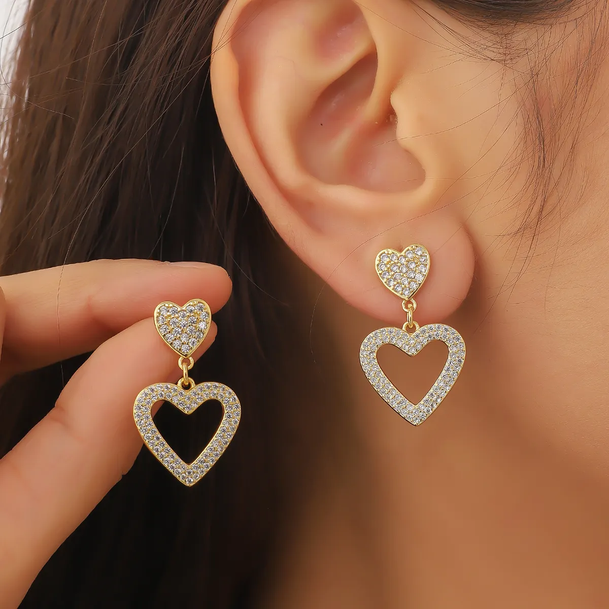 ZF 2024 New Gold Heart Color Earrings Crystal Diamond Geometric Heart Drop Hoop Earrings