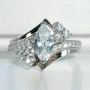 Anello dal Design a Forma di Marquise, Elegante Anello da Dito per Donne - Product Image 2