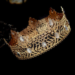 Zhaoyi vend des <span class=keywords><strong>couronnes</strong></span> royales et rondes, eau multicolore baroque rétro, photographie, robes <span class=keywords><strong>de</strong></span> soirée Ac - Product Image 6