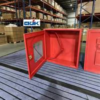 Armoire pour enrouleur de tuyau d'incendie Jinkai avec fenêtre en verre, construction en acier doux flexible, revêtement en poudre, personnalisable pour utilisation avec une borne d'incendie