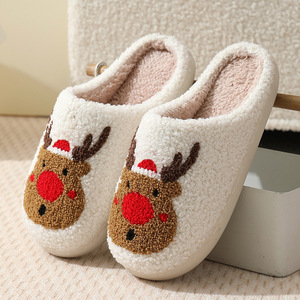 Pantoufles de coeur de noël pour dames femmes bout rond hiver pantoufles chaudes avec velours rembourré antidérapant doux en peluche mousse à mémoire - Product Image 2