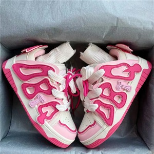 Chaussures de sport blanches respirantes à <span class=keywords><strong>semelle</strong></span> épaisse, best-seller, avec lettres irrégulières rose <span class=keywords><strong>rouge</strong></span>, style chunky old dad pour femmes et jeunes filles - Product Image 3