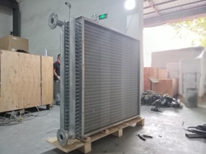 Échangeur de chaleur à tubes à ailettes eau-air en acier inoxydable de qualité alimentaire avec serpentin vapeur <span class=keywords><strong>pour</strong></span> la transformation du lait et le séchage des fruits - Product Image 1