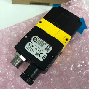 Lector de Códigos de Barras Fijo Cognex DM262Q con Interfaz USB, Resolución 1024, Fabricado en Irlanda - Product Image 1