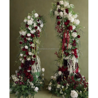 Arche de fleurs artificielles d'hortensias bordeaux, arrangement floral artificiel mixte d'hortensias rouges et d'orchidées pour cérémonie de demande en mariage