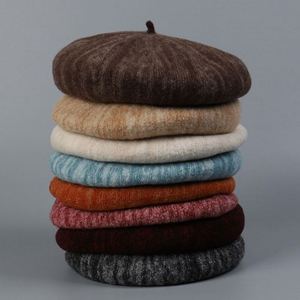 Béret en laine tricoté pour femme, collection Automne-Hiver 2025, décontracté, chaud, tendance, couleur dégradée, style peintre - Product Image 1
