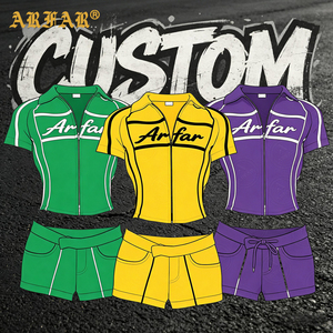 Abbigliamento di Tendenza per Donne e Ragazze, Set di 2 Pezzi Personalizzato con Giacca a Maniche Corte e Pantaloncini in Colori a Blocchi, Stile Streetwear - Product Image 1